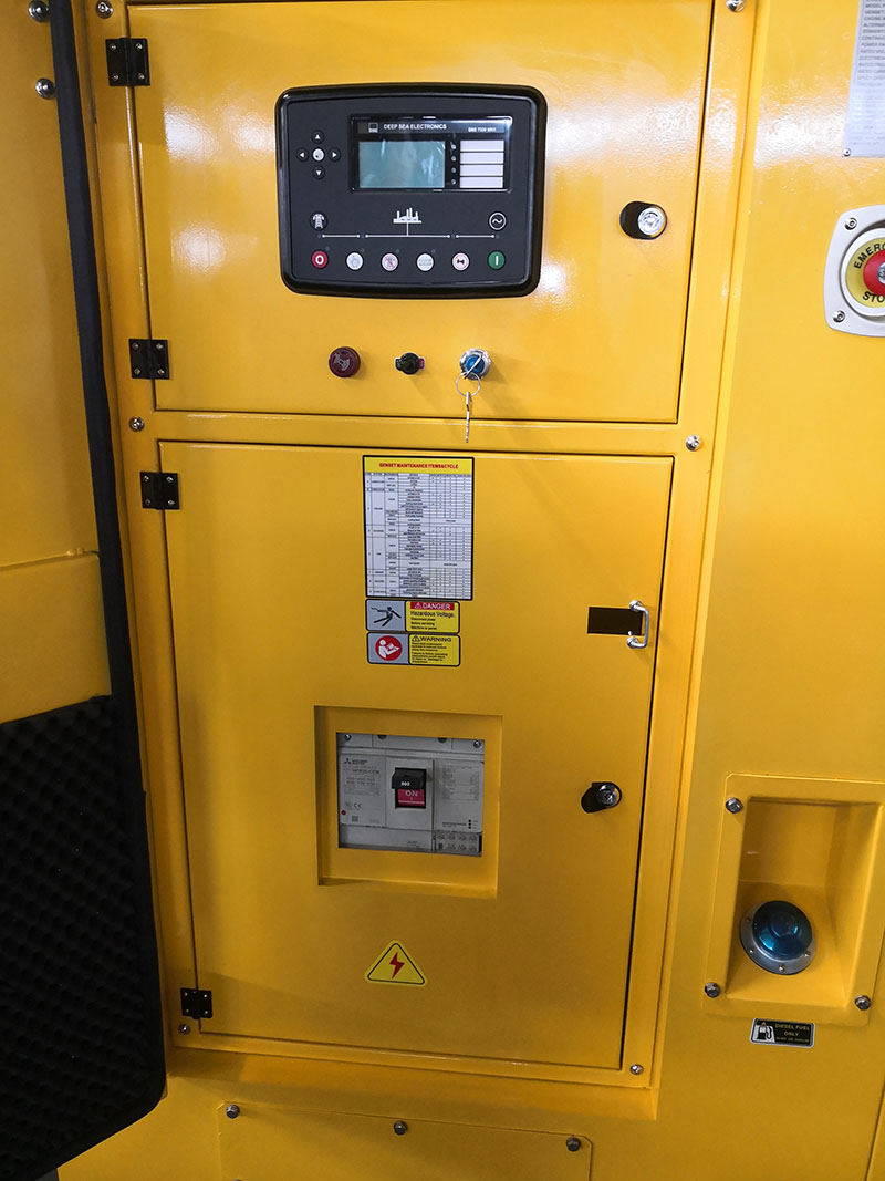 Cummins dyzelinio generatoriaus rinkinys 500KVA ir 300KVA3